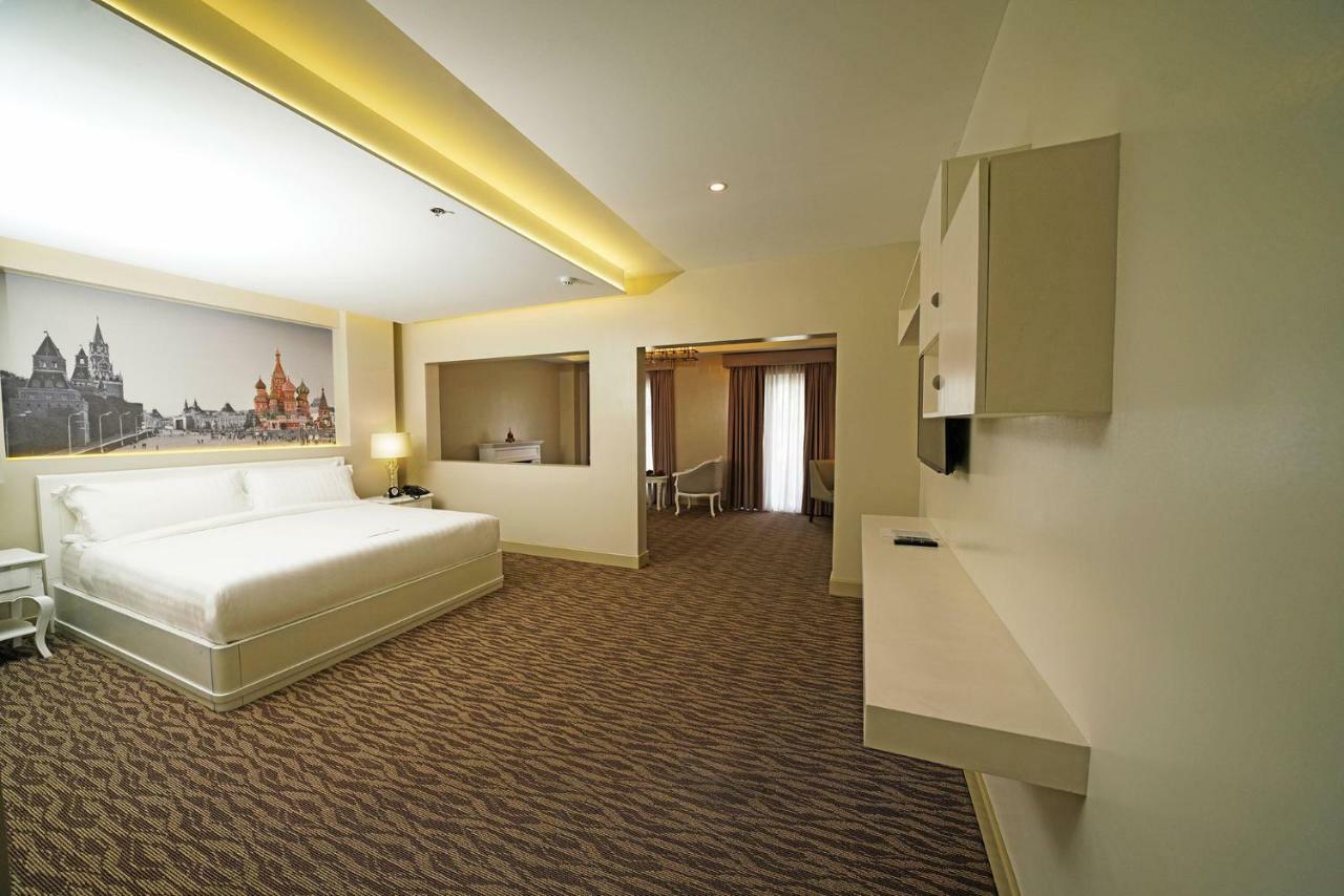 Hotel Carlito Tagaytay Tagaytay City Екстериор снимка