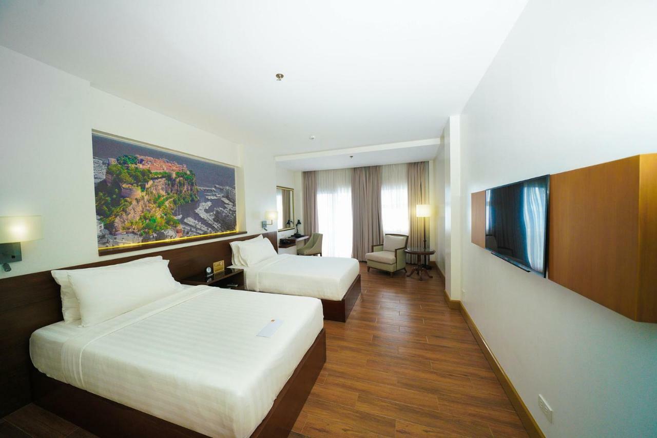 Hotel Carlito Tagaytay Tagaytay City Екстериор снимка